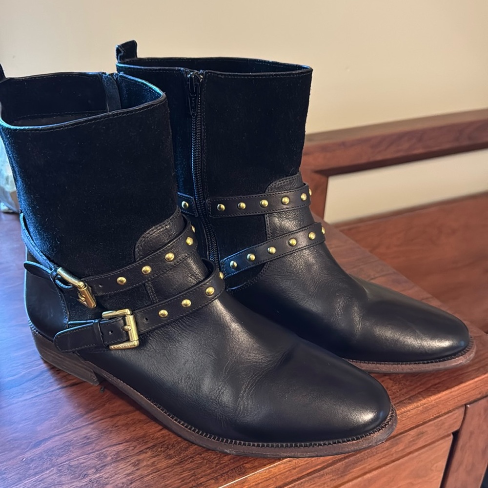 Coach Lilliana leather and suede boots in EUC